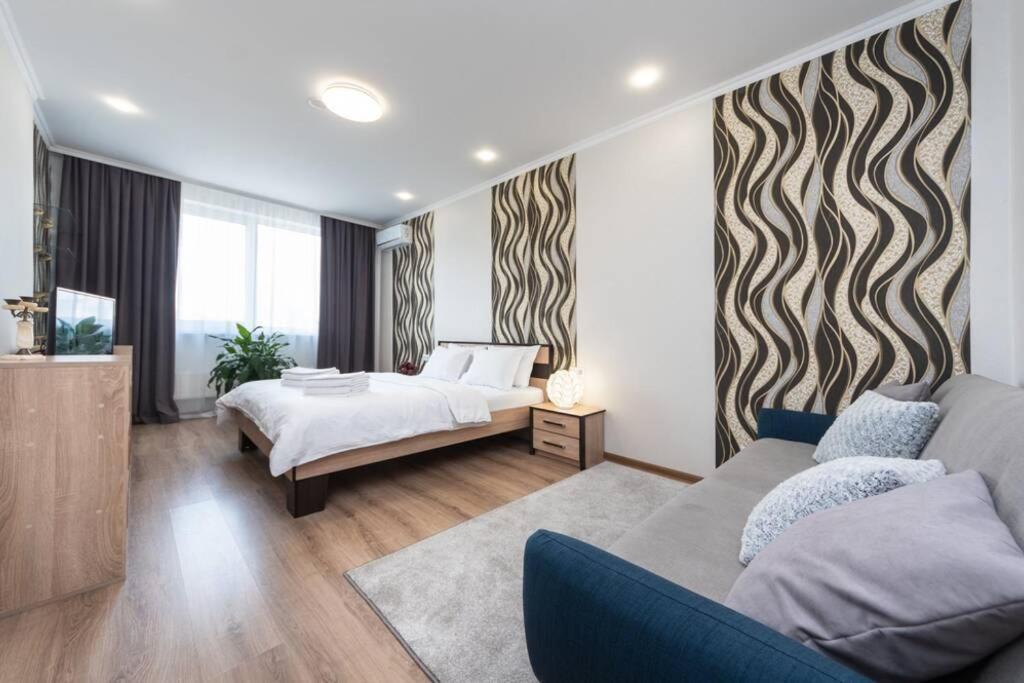 Квартира Люкс В Жк Лебединый, Ул. Ревуцкого 40 Г Kyiv Exterior photo